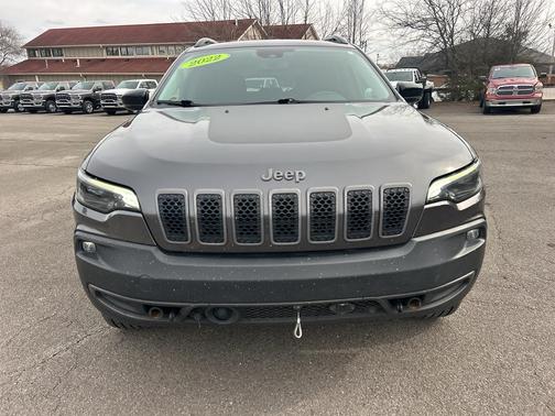 2022 Jeep Cherokee Trailhawk