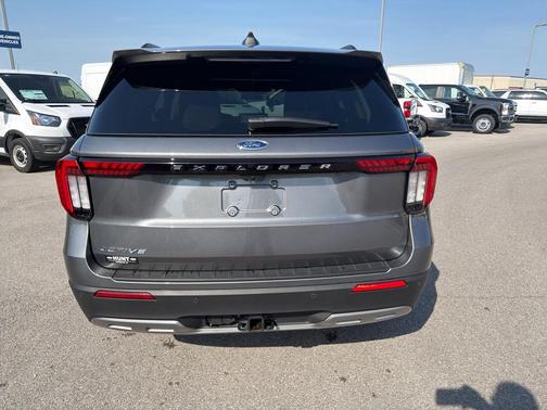 Carbonized Gray Metallic 2025 Ford Explorer Active