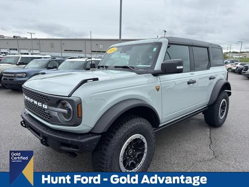 Cactus Green / Gray 2024 Ford Bronco Badlands