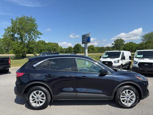 Antimatter Blue Metallic 2021 Ford Escape SE