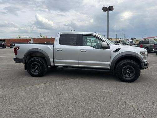 Ingot Silver Metallic 2018 Ford F-150 Raptor