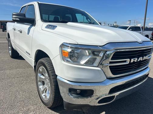 Bright White Clearcoat 2020 RAM 1500 Big Horn