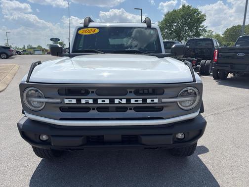 Oxford White 2022 Ford Bronco Big Bend