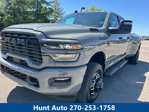 Ceramic Gray Clearcoat 2026 RAM 3500 Big Horn