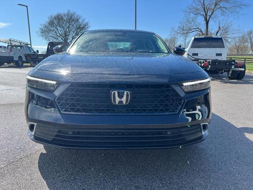 Crystal Black Pearl 2024 Honda Accord Hybrid Touring
