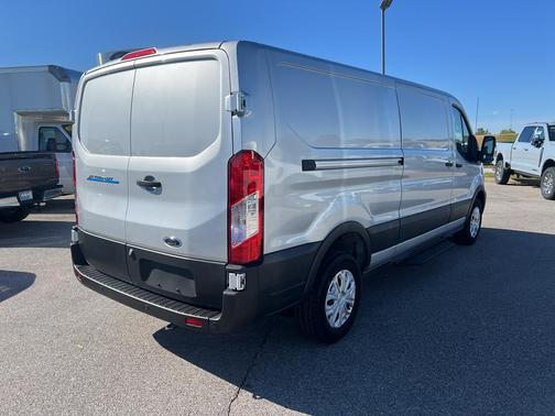 2023 Ford E-Transit Base