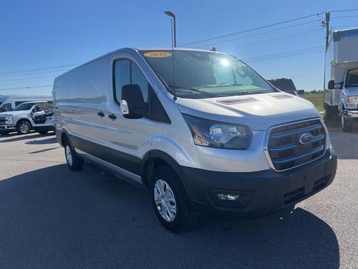 2023 Ford E-Transit Base