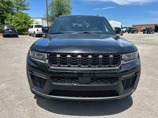 Diamond Black 2026 Jeep Grand Cherokee L Limited