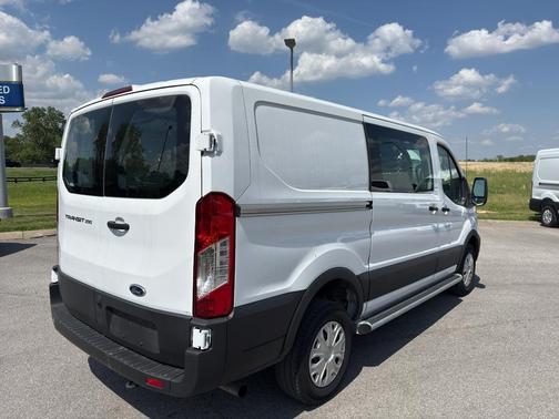 Oxford White 2024 Ford Transit-250 Base