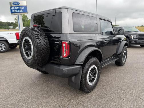 Shadow Black 2023 Ford Bronco Outer Banks