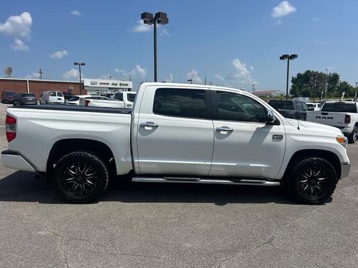 Super White 2016 Toyota Tundra 1794