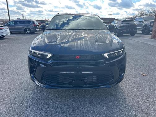 8 BALL 2024 Dodge Hornet R/T Plus