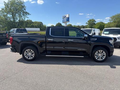 Onyx Black 2025 GMC Sierra 1500 Denali