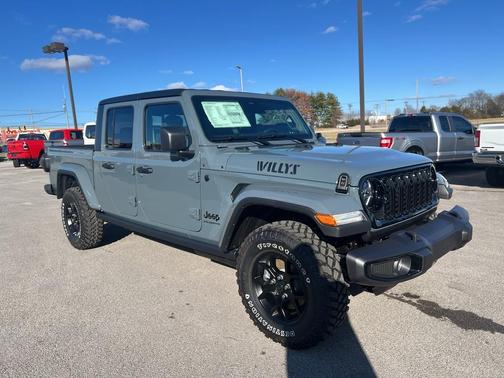 2026 Jeep Gladiator Sport