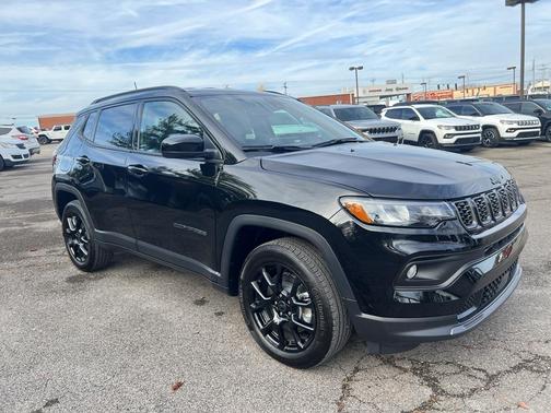 Diamond Black 2026 Jeep Compass Latitude