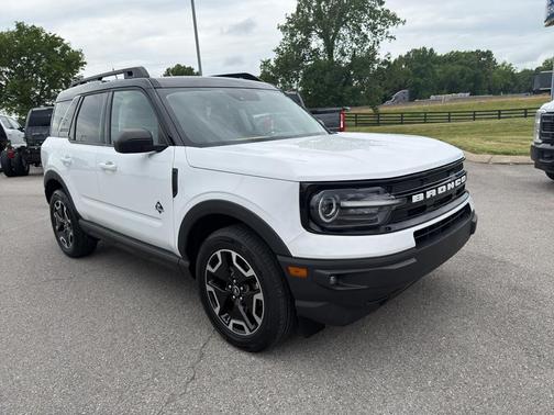 Oxford White 2022 Ford Bronco Sport Outer Banks