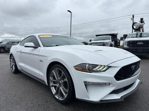 Oxford White 2021 Ford Mustang GT Premium