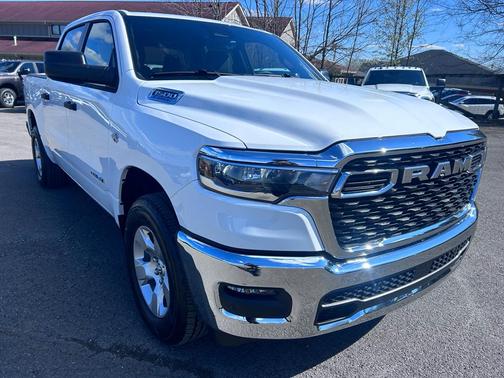 Bright White Clearcoat 2026 RAM 1500 Big Horn