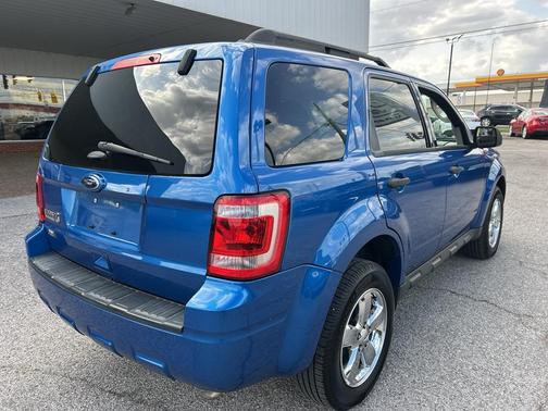 Blue Flame Metallic 2012 Ford Escape XLT