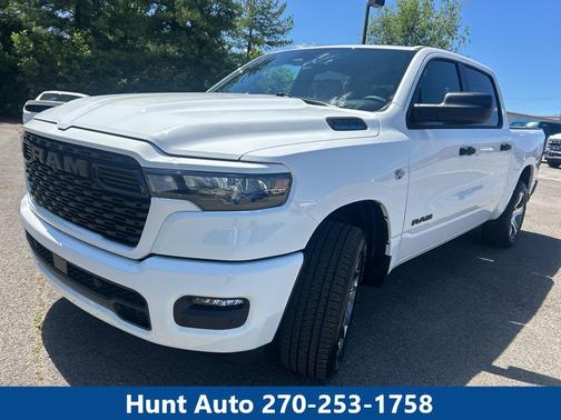 Bright White Clearcoat 2026 RAM 1500 Express