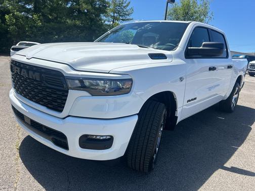 Bright White Clearcoat 2026 RAM 1500 Express