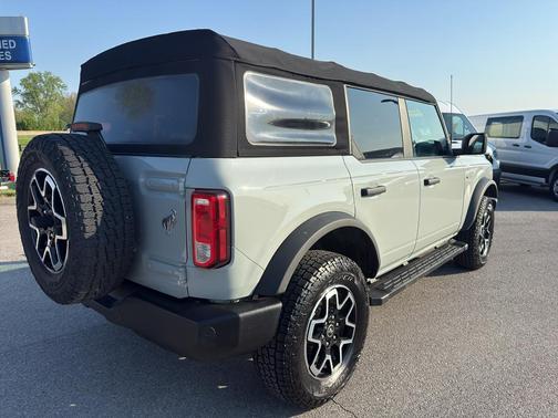 Cactus Green / Gray 2022 Ford Bronco Big Bend