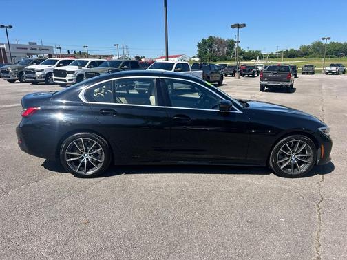 Jet Black 2020 BMW 330 i