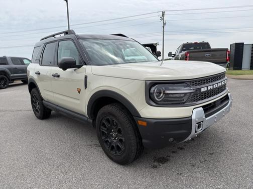 Desert Sand 2025 Ford Bronco Sport Badlands
