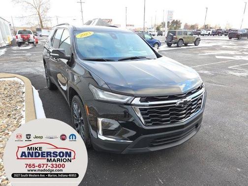Mosaic Black Metallic 2023 Chevrolet Traverse RS