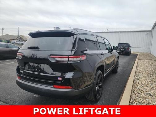 2021 Jeep Grand Cherokee L Laredo