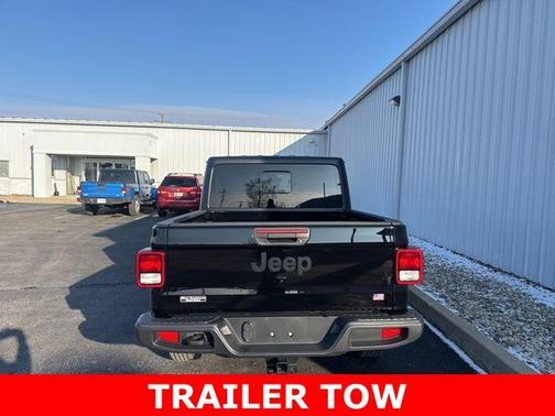 2022 Jeep Gladiator Sport