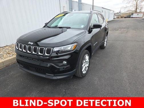 2024 Jeep Compass Latitude Lux