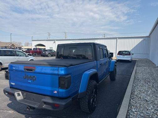 Hydro Blue Pearlcoat 2022 Jeep Gladiator Sport
