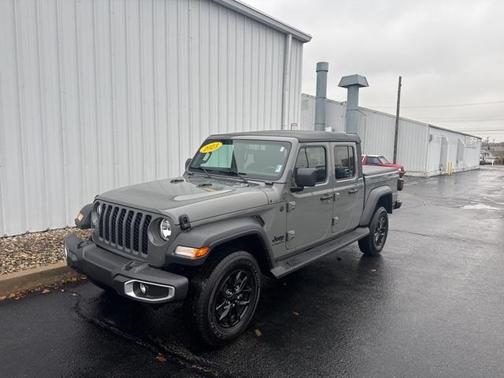 2023 Jeep Gladiator Sport