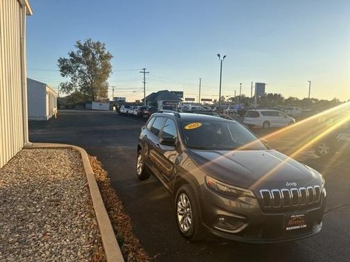 2022 Jeep Cherokee Latitude Lux