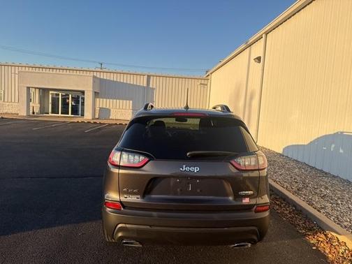 2022 Jeep Cherokee Latitude Lux