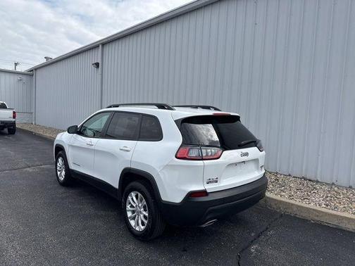 Bright White Clearcoat 2022 Jeep Cherokee Latitude Lux