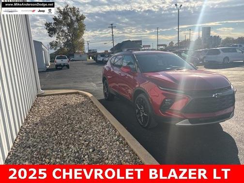 2025 Chevrolet Blazer LT