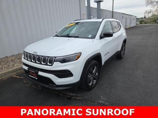 2022 Jeep Compass Latitude Lux