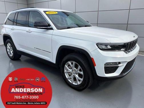 Bright White Clearcoat 2023 Jeep Grand Cherokee Limited