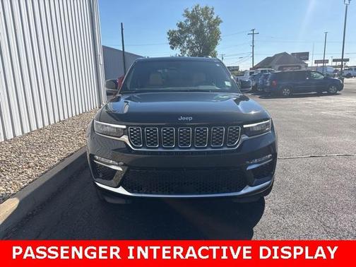 2023 Jeep Grand Cherokee Summit