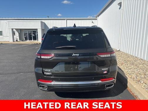 2023 Jeep Grand Cherokee Summit