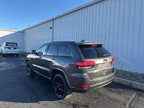 2021 Jeep Grand Cherokee Laredo X