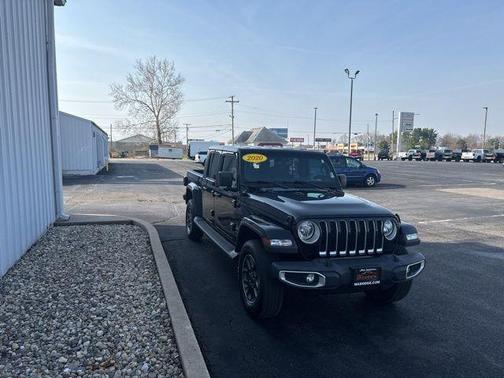 Black Clearcoat 2020 Jeep Gladiator Overland