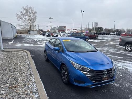 2023 Nissan Versa 1.6 SV