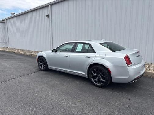 2023 Chrysler 300 S
