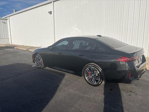 2024 BMW 530 i xDrive