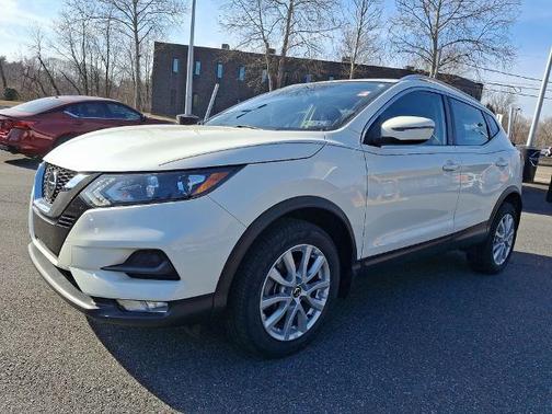 2021 Nissan Rogue Sport SV