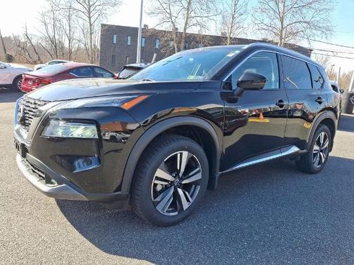 2022 Nissan Rogue SL