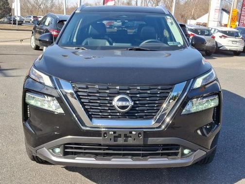 2022 Nissan Rogue SL